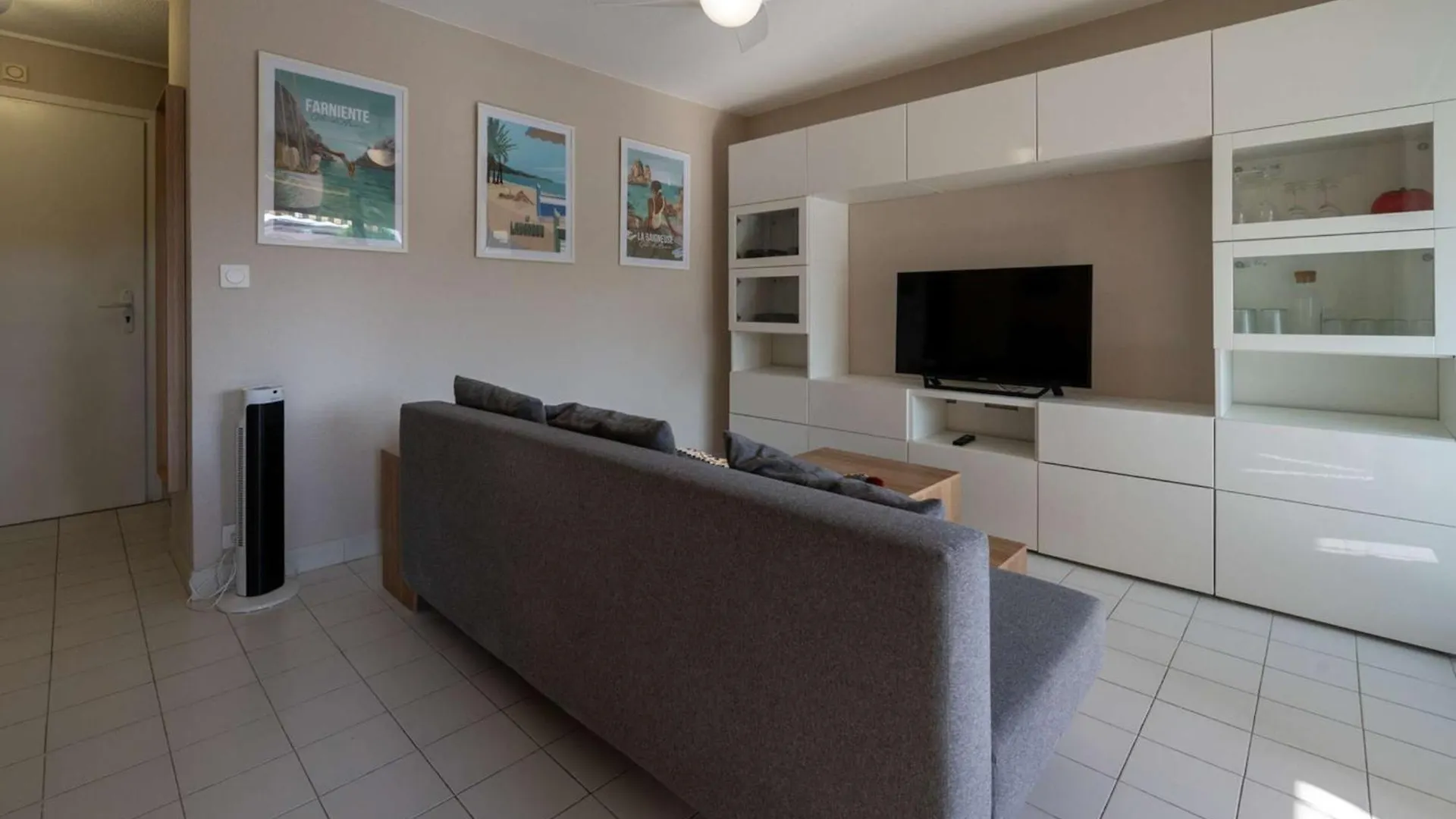 T2 Cabine Renove/Piscine/Clim/Commerces Le Lavandou Apartment